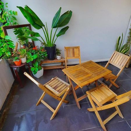 Khach San Giao Thong Hotel Hanoi Exterior photo