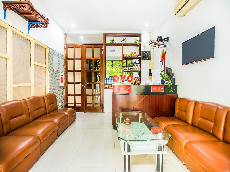 Khach San Giao Thong Hotel Hanoi Exterior photo